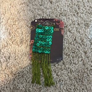 Green Sequin and Bead Fringe pendant
